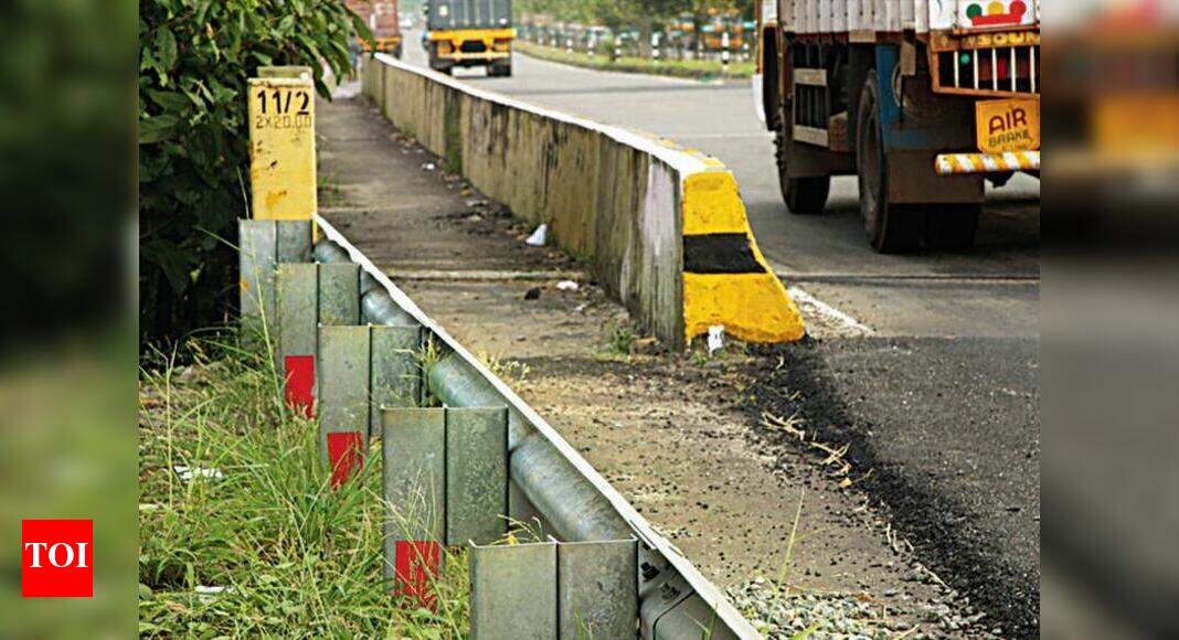 10 accidents occur every month on Container Road | Kochi News - Times ...