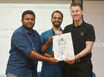 Brett Lee and Arun Gopal 