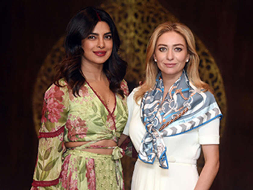 Priyanka Chopra brings Bumble to India - A Social Network By Women, For Everyone!