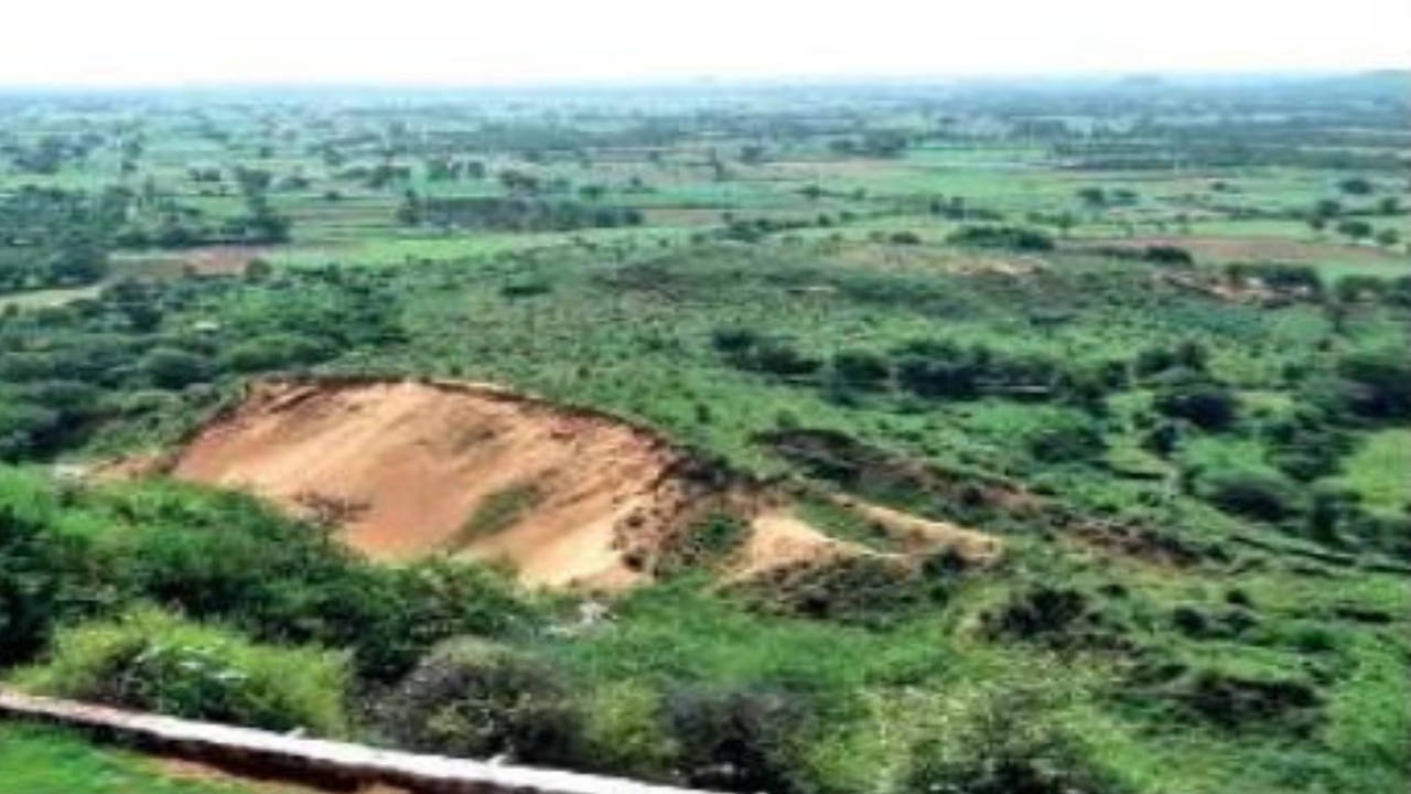 Aravalis' slow death: Hillock flattened, farmhouse comes up