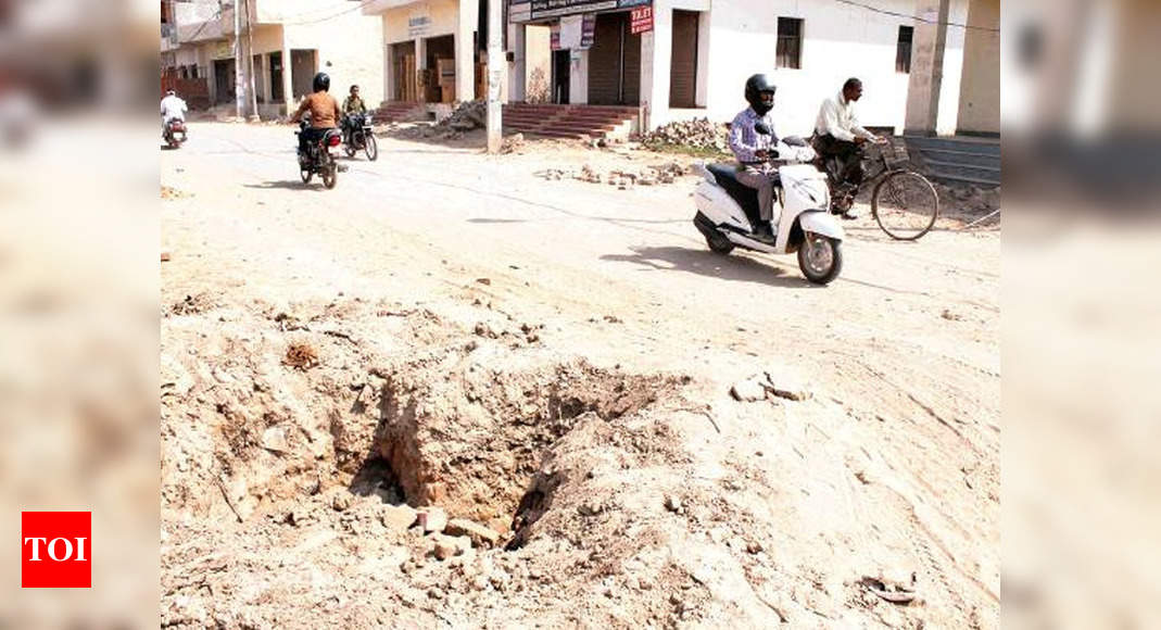 Zirakpur roads in pitiable condition Chandigarh News Times of