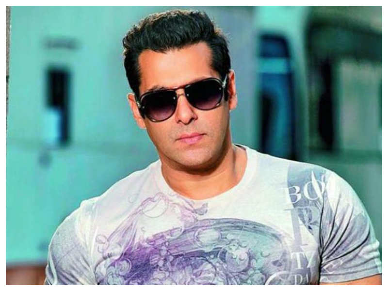 Did you know that Salman Khan does not use handkerchiefs, napkins or  tissues? | Hindi Movie News - Times of India
