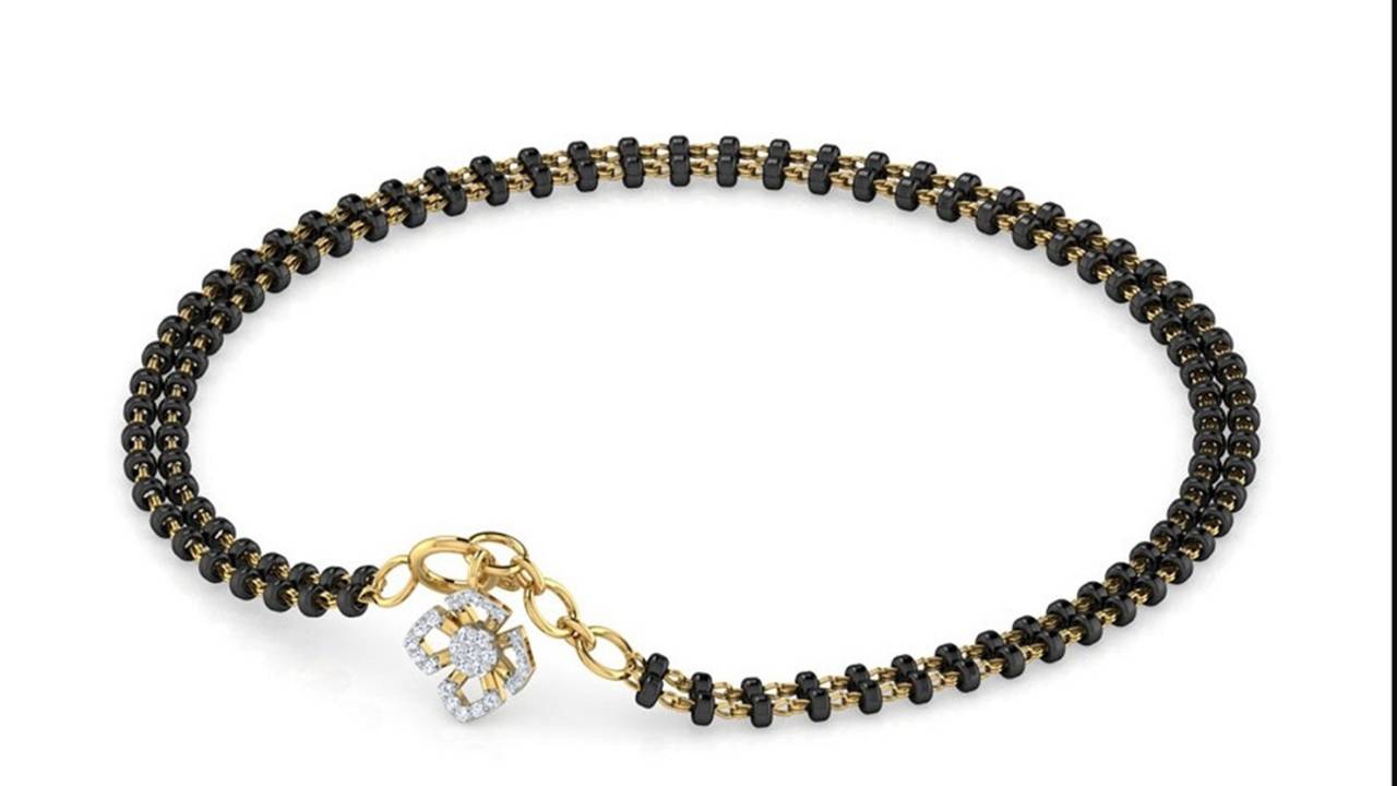 Buy 150+ Diamond Mangalsutra Designs ... | Black beaded jewelry, Gold  bangles design, Gold mangalsutra designs