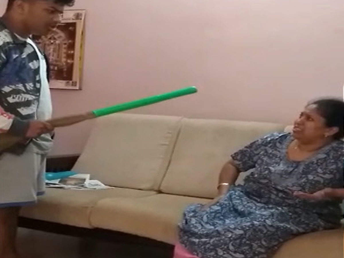 Mature hot mom with young girl Bangalore Video Of 17 Year Old Beating Mom With Broom Goes Viral In Bengaluru Bengaluru News Times Of India