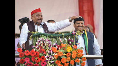 At Shivpal Yadav’s maiden rally, Mulayam Singh Yadav seeks support for Samajwadi Party