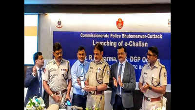 Traffic fine collection goes cashless in Bhubaneswar