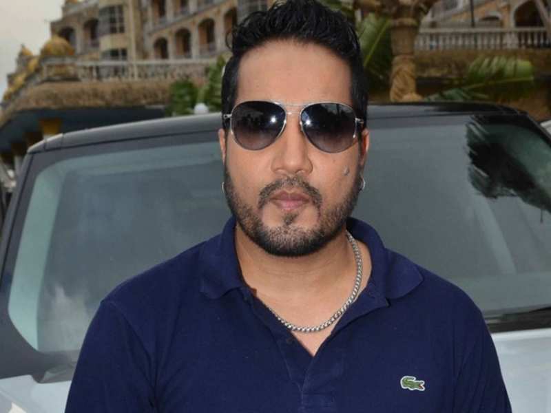 Mika Singh sent back to UAE jail after court hearing held on Saturday | Hindi Movie News - Times of India