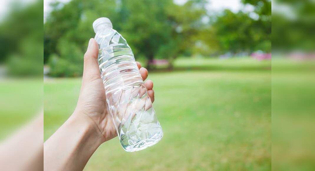Now you can refill your water bottles for free at hotels in