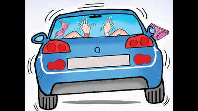 Cops bust first 'mobile' sex racket in Nagpur