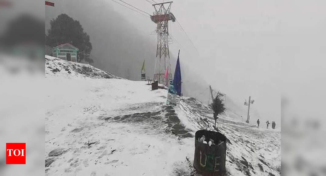 Tourist spots in Uttarakhand receive first snow, rain in plains