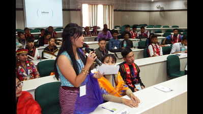 Bhopali and North Eastern youngsters discuss Indian culture