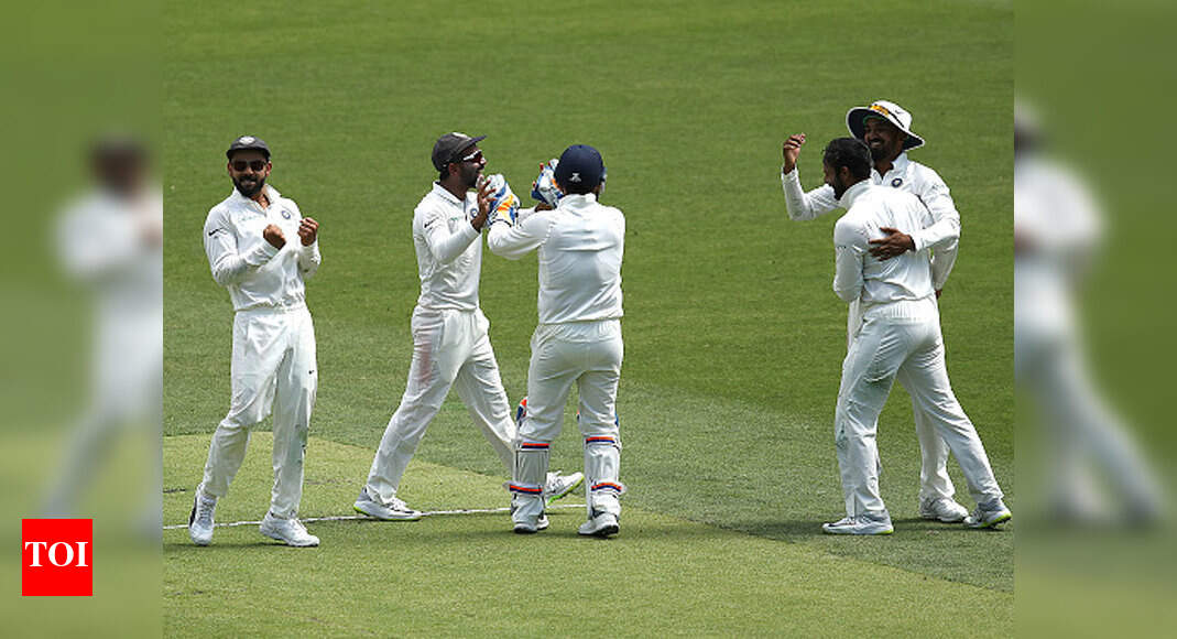 Live Cricket Score, India vs Australia 2nd Test Day 1 Australia six