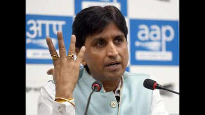 Buzz in grapevine: Kumar Vishwas may join BJP