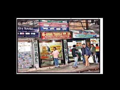 Raid On Forex Agents Stashing Mone!   y Abroad Kolkata News Times Of - 