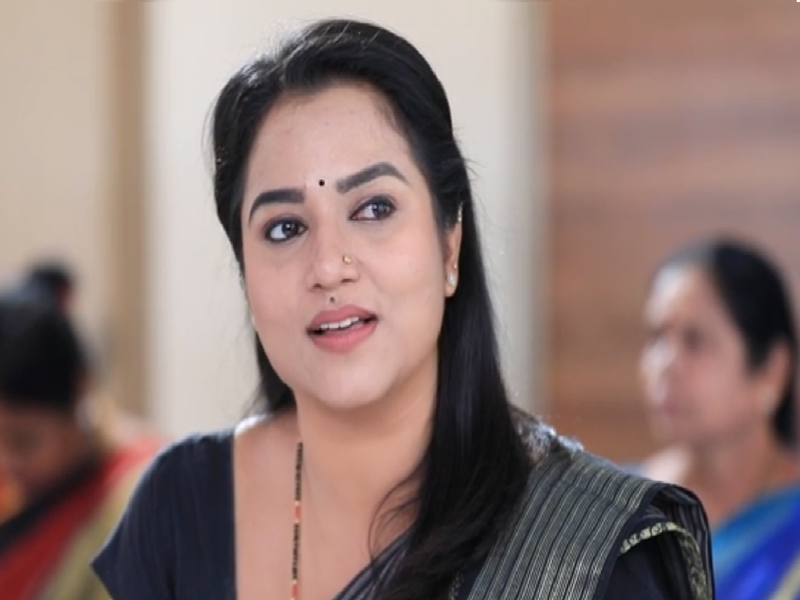 agnisakshi serial actress durga biography