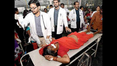 Temple tragedy: Hospitals scramble to handle rush of patients