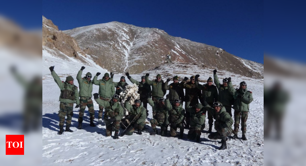 Top Army commander visits strategic Karakoram Pass in J&K's Ladakh ...