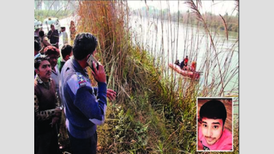 48 hours later, sonar fails to locate missing HCL worker’s car in canal; NDRF says it's bizarre