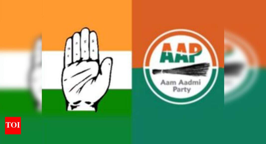 AAP, Congress understood to be in touch for alliance in Delhi | Delhi ...