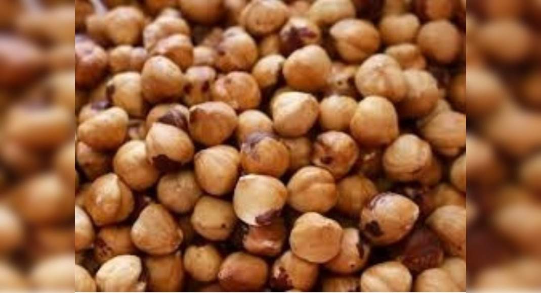 Daily consumption of hazelnuts can improve your health, says study ...