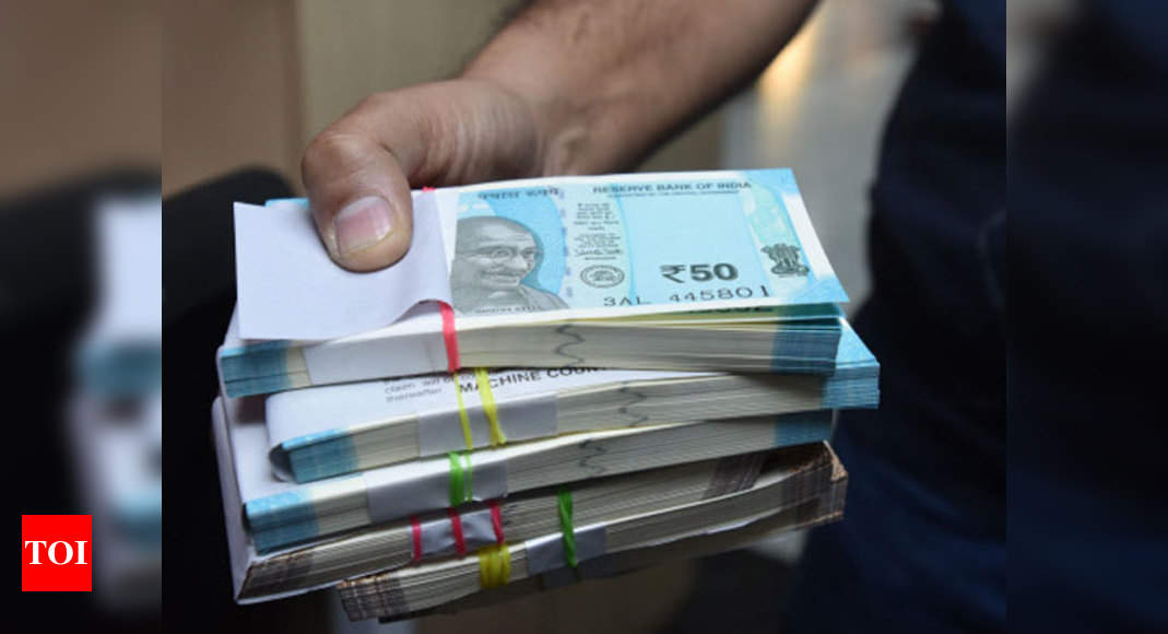 dollar to rupee moneycontrol
