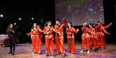 Annual day celebrated at Tagore theatre