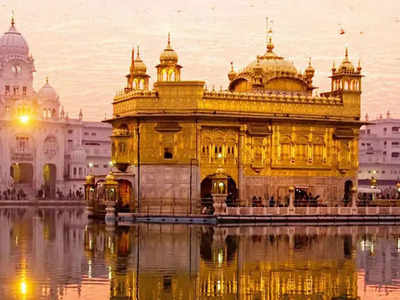 Sikh holy shrine amritsar punjab hi-res stock photography and images - Alamy