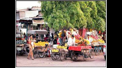 Despite protests, Chandigarh MC to relocate street vendors