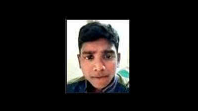 Mumbai: Teen fractured collar bone when mob ran over him