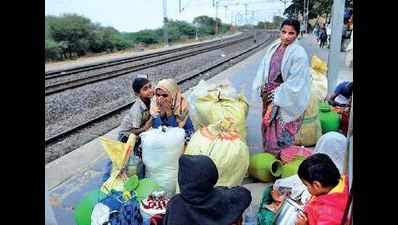 In Andhra Pradesh, ‘drought train’ takes farmers to greener pastures