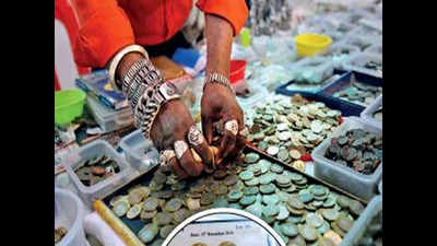Fierce bidding as auctions go online, Mughal coins mint money