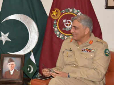 Pak Army chief backs Imran Khan's peace initiatives