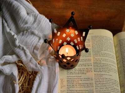 Merry Christmas 2025: Inspiring Christmas Bible Verses and Beautiful Scriptures
