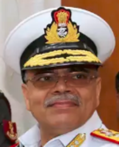 Vice Admiral Ravi Kalra takes charge as new AFMC commandant