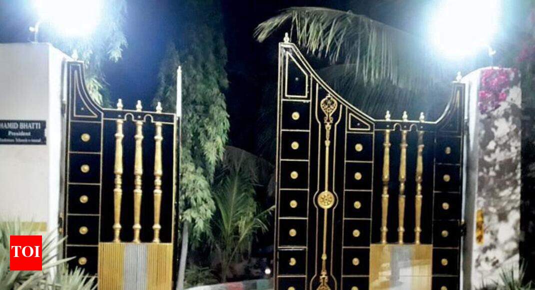 Three persons open fire on Muslim leader’s house