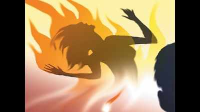 Fed up of torture, woman sets self ablaze