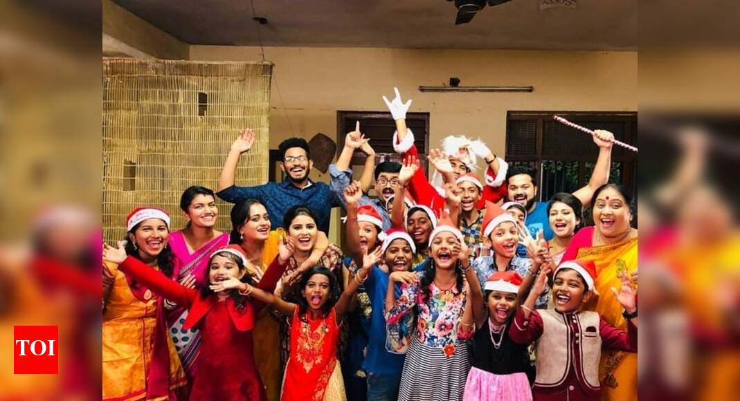 Christmas special: The team of 'Raja Rani' wishes their fans - Times of ...