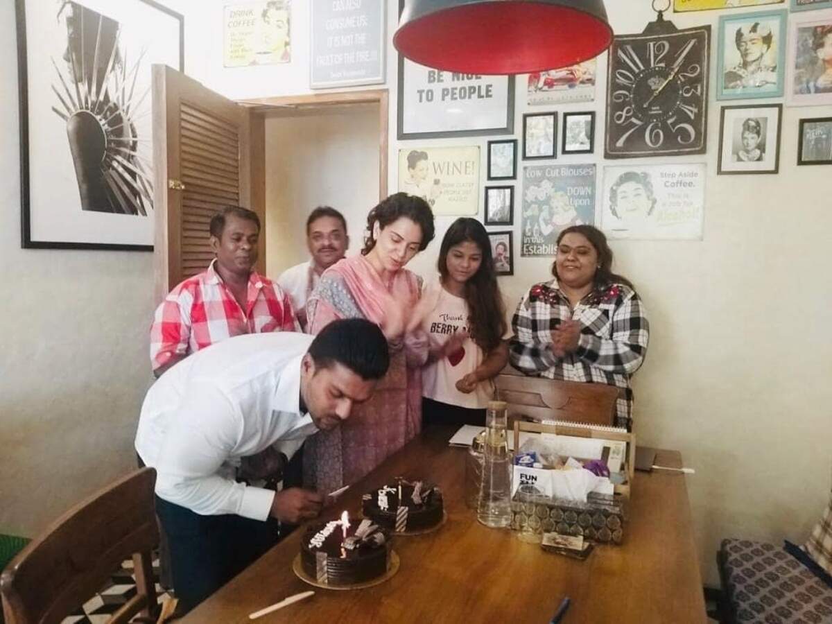 Photo: Kangana Ranaut celebrates her bodyguard's birthday | Hindi Movie News - Times of India