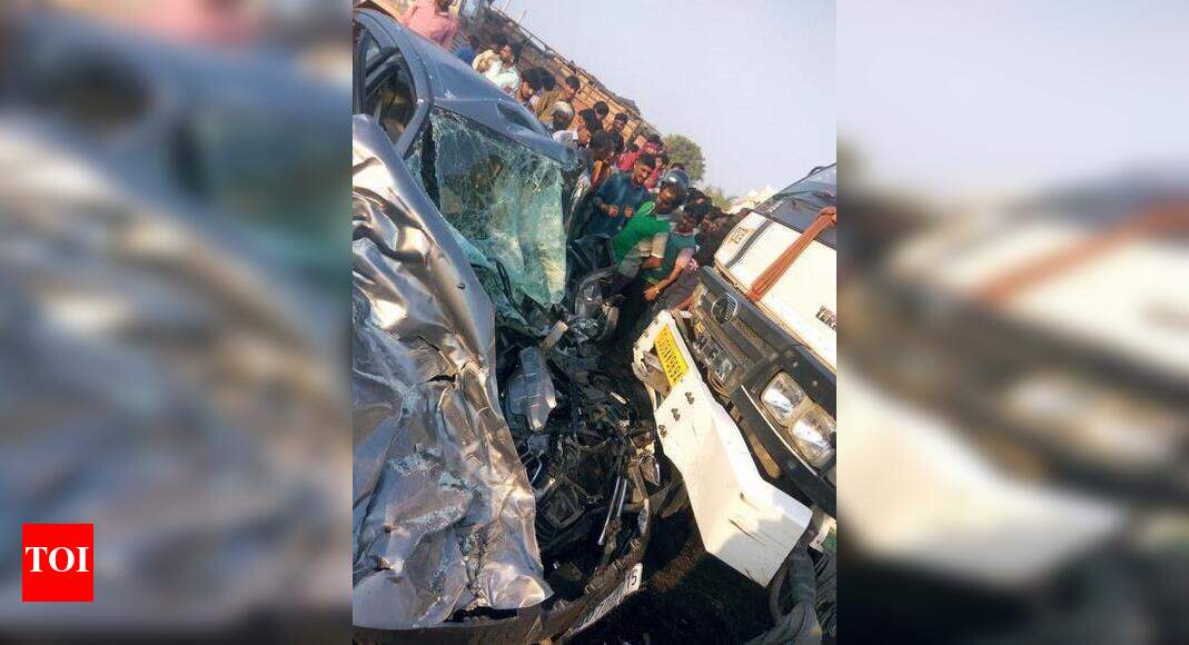 4 dead as car rams into truck on NH8 Vadodara News Times of India