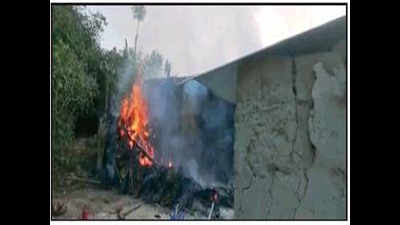 Blast rips through cracker unit in Barabanki, 3 killed