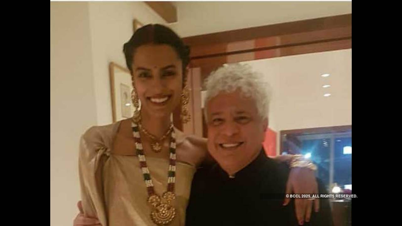 A Christmas wedding for Suhel Seth and Lakshmi Menon | Delhi News - Times  of India