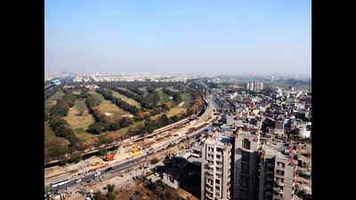 Aspiring metropolis, a large village... how to define Noida?