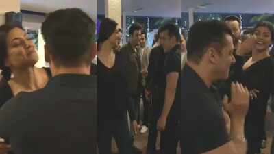 Birthday bash: Salman Khan and Sushmita Sen burn the dance floor