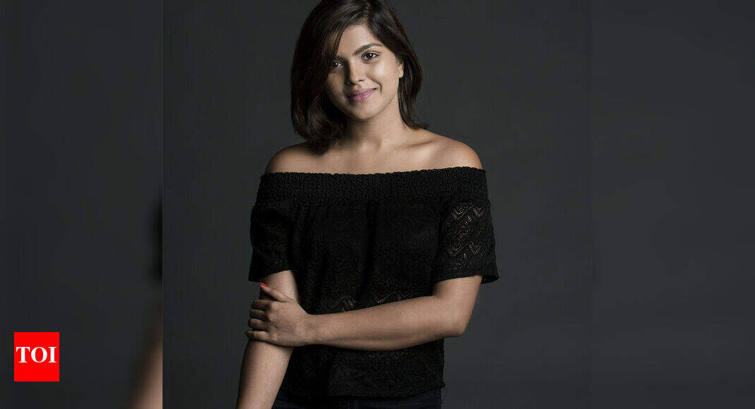 I have had my challenges with many creepy men: Pooja Devariya | Tamil ...