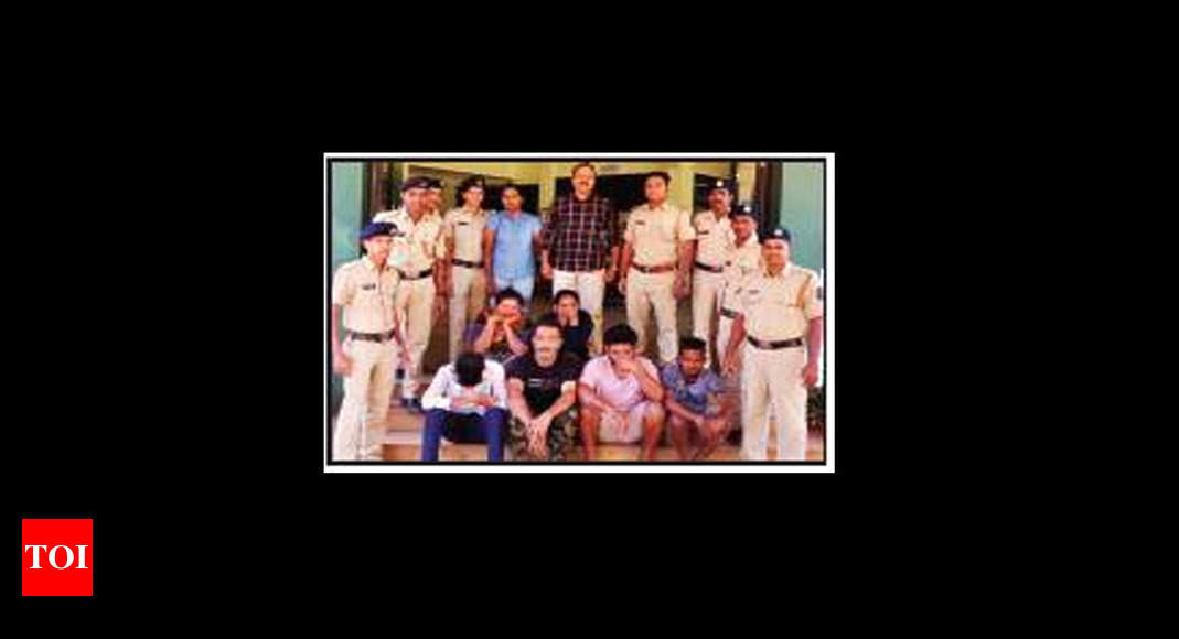 Sex Racket Busted Six Held Four Rescued Goa News Times Of India
