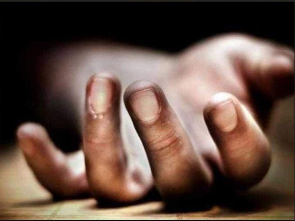 Man dies three days after woman cut off his genitals | Mumbai News - Times of India