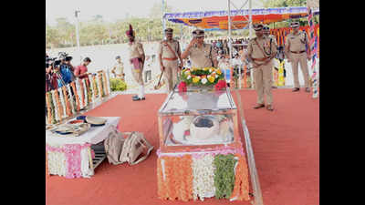 Madhukar Shetty’s last rites in Kundapur on Sunday