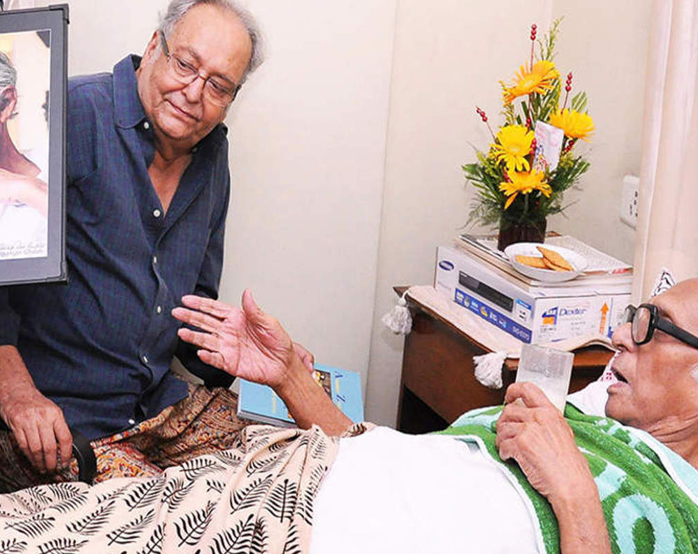 
Legendary filmmaker Mrinal Sen passes away at 95
