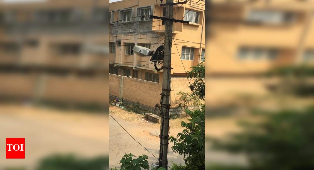 street light not working Times of India