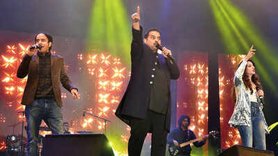 When Shankar Mahadevan’s music infused warmth in Kanpurites on a cold night